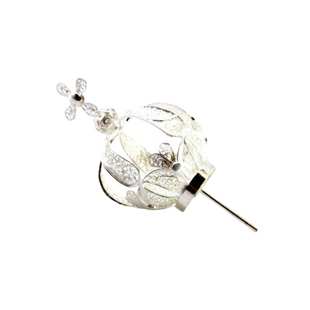 Marian Crown in Filigree Silver with Cross For Sale - Image 6 of 6