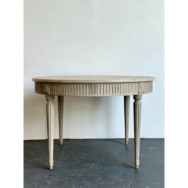 Vintage Zentique Martell Fluted Extendable Dining Table For Sale - Image 12 of 12