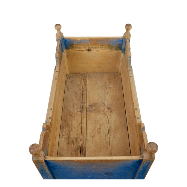 Antique Swedish Painted Pine Cradle, 1860 For Sale - Image 4 of 7