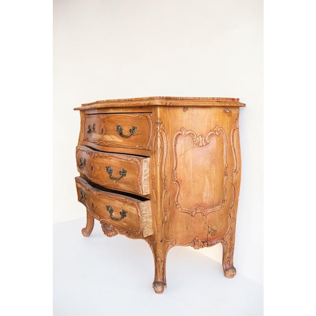 French Provincial Rare 19th-Century French Provincial Carved Solid Pine 3-Drawer Bombé Commode For Sale - Image 3 of 8