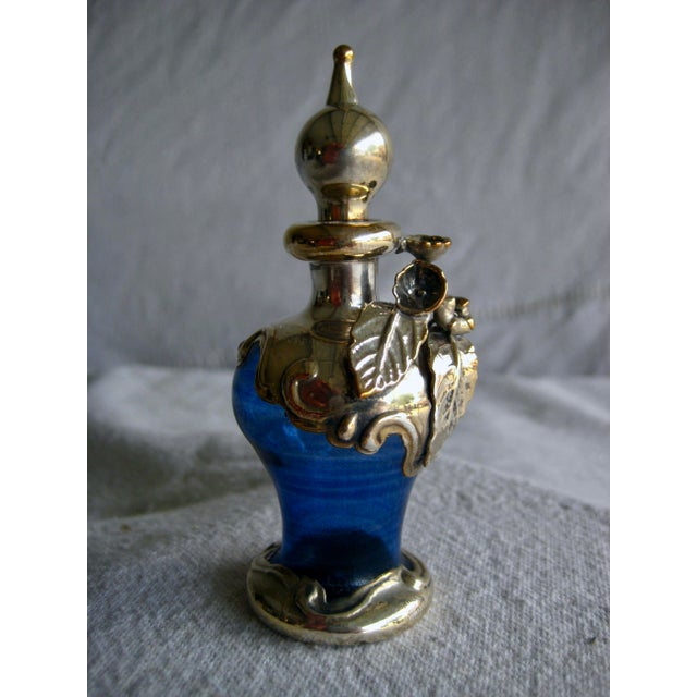Art Nouveau 1910s Art Nouveau Silver Overlay Glass Perfume Bottle For Sale - Image 3 of 9