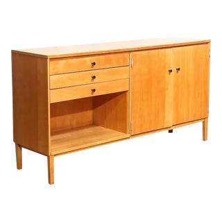 1960s Mid-Century Modern Paul McCobb for Parameter Group Maple and Rosewood Dresser For Sale