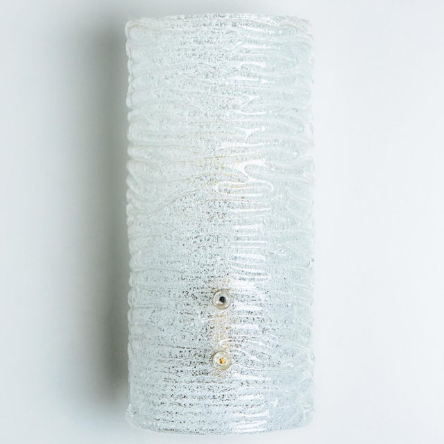 Ribbled Frosted Glass Brass Wall Light attributed to J. T. Kalmar for Kalmar, Austria, 1970s For Sale - Image 3 of 18