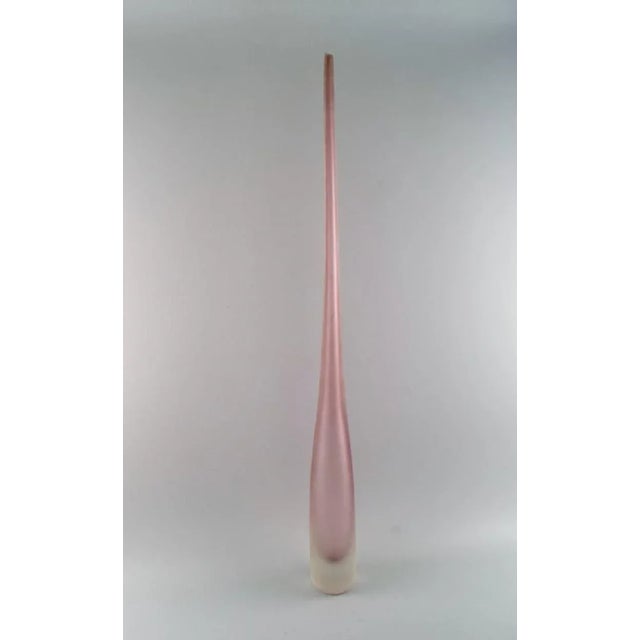 Colossal Murano Pink Vase For Sale - Image 3 of 10