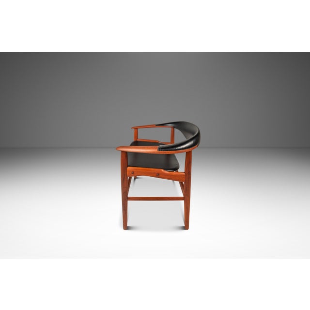 Introducing an incredibly rare Model 171 Armchair designed by the renowned Danish designer Arne Hovmand-Olsen for Jutex...