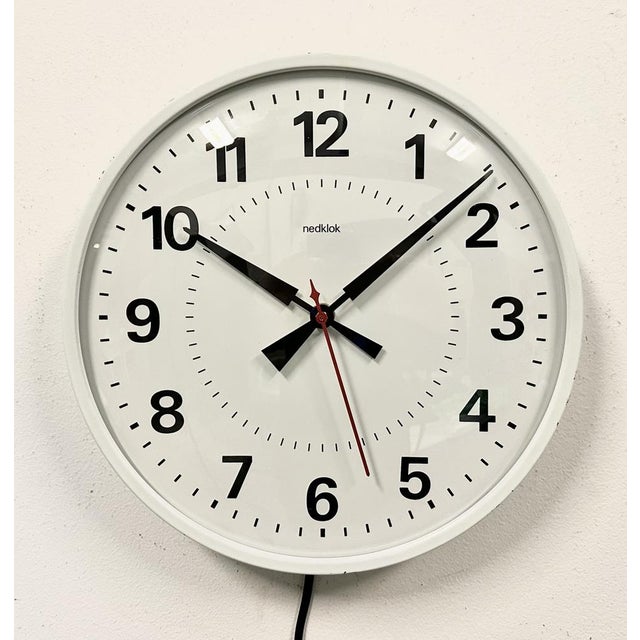 Metal Vintage White Electric Station Wall Clock from Nedklok, 1970s For Sale - Image 7 of 18