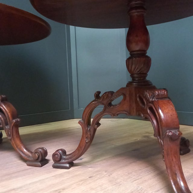 English 18th-Century Tripod Dumb Waiter Etagère For Sale - Image 9 of 18
