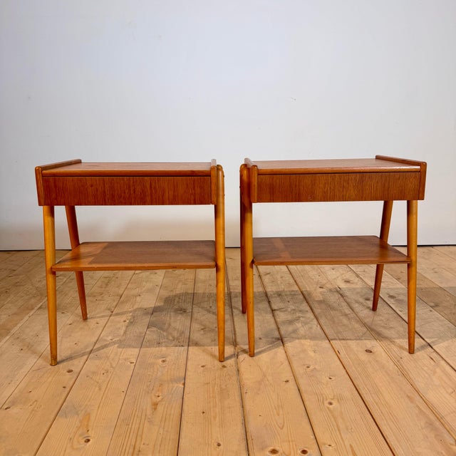 Danish Oak Nightstands, 1960s, Set of 2 For Sale - Image 3 of 8