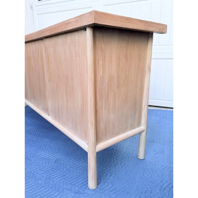 Mid-Century Modern Mid-Century Modern Credenza by T.H.Robsjohn Gibbings for Widdicomb For Sale - Image 3 of 12