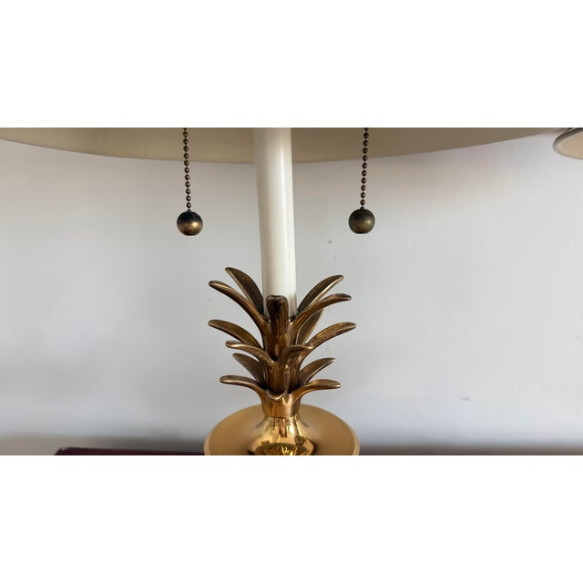Pair Frederick Cooper Classic Modern Hollywood Regency Pineapple Polished Brass Table Lamps With Black Tole Shades For Sale - Image 11 of 18
