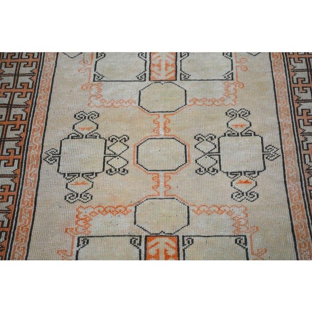 Turkish Vintage Turkish Anatolian Hand Knotted Wool Rug, 3'1''x4'8'' For Sale - Image 3 of 4