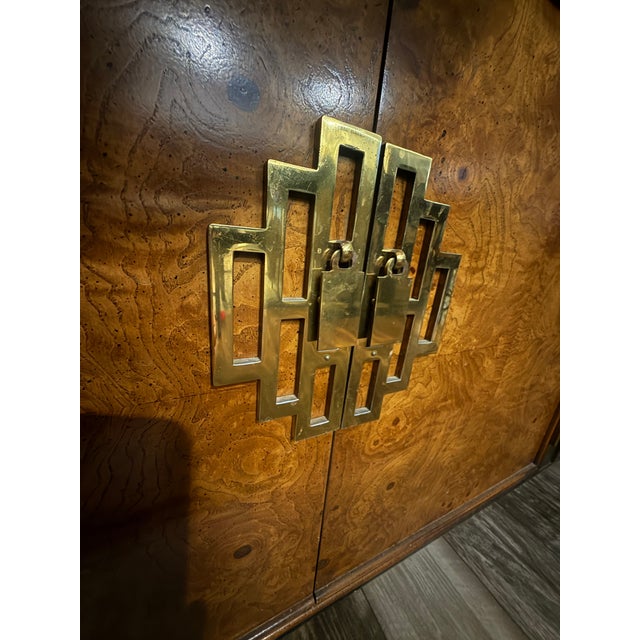 Brown 1980s Century Furniture Chin Hua China Cabinet by Raymond Sobota For Sale - Image 8 of 15