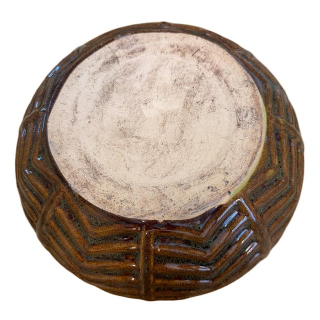 1920s Antique Early 19th Century Nelson McCoy Chevron Leaf Art Pottery Jardiniere Planter For Sale - Image 5 of 5
