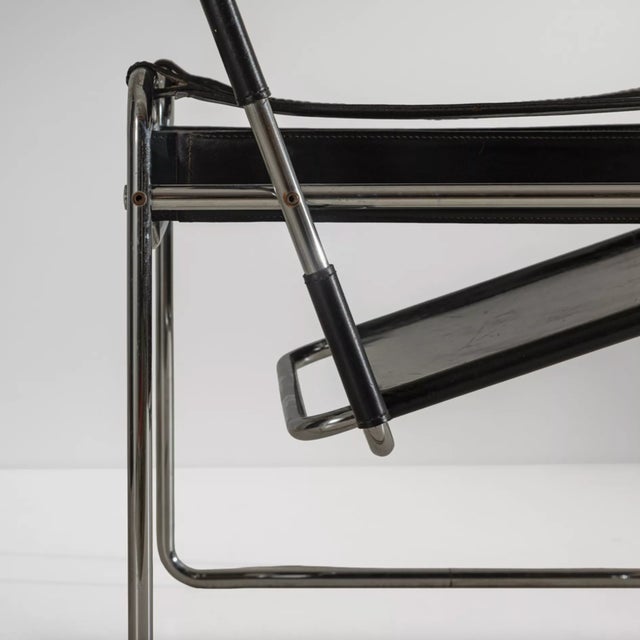 Vintage Bauhaus Wassily Armchairs by Marcel Breuer for Knoll and\.Gavina Int., 1970s, Set of 2 For Sale - Image 11 of 14