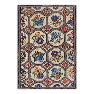 Outstanding Antique American Hooked Rug With All-Over Floral Design 2'8"x4'1" For Sale