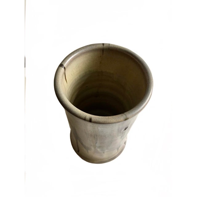1990s 1990s Vintage Modernist Gray & Beige Studio Pottery Vase, Signed NLP Narrow Land Pottery For Sale - Image 5 of 7