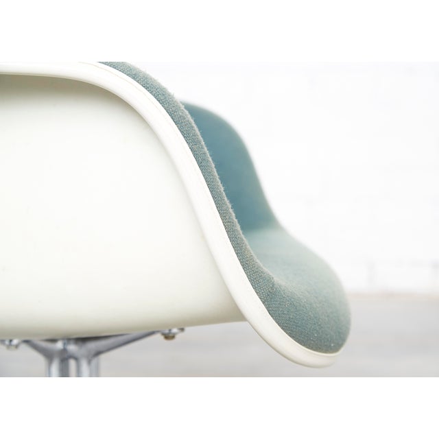 Dal Lafonda Chairs in Fiberglass by Charles & Ray Eames for Vitra, 1990s, Set of 4 For Sale - Image 6 of 18