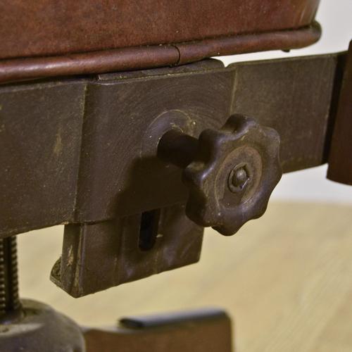 Brown Vintage Swivel Office Chair in Wood and Tan Leather, 1900s For Sale - Image 8 of 9