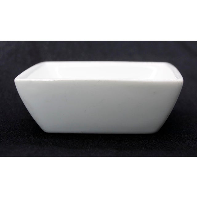 Mid 20th Century Modern Waldorf Astoria Fortessa Fortaluxe Superwhite Square Dip Dish For Sale - Image 4 of 6