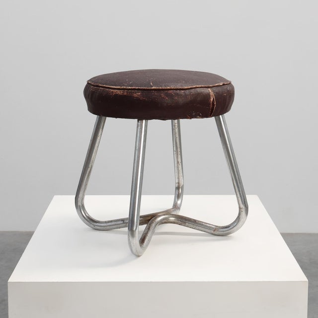 Bauhaus Modernist Stool with Chrome Tubular Frame and Leather Seat, Germany , 1920s For Sale - Image 11 of 11