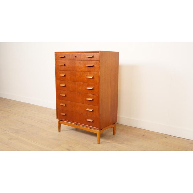 Vintage Chest of Drawers in Teak, 1950s For Sale - Image 3 of 13
