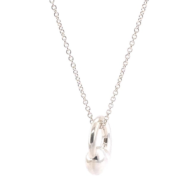 Contemporary Tiffany & Co. Sterling Silver Elsa Peretti Eternal Circle Pendant Necklace 4.11g For Sale - Image 3 of 7