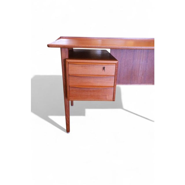 Teak Desk with Bookshelf by Peter Løvig Nielsen for Hedensted Møbelfabrik, 1960s For Sale - Image 6 of 18