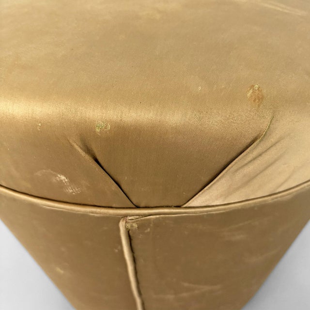 Yellow Italian Art Deco Ottoman in Yellow Velvet and Wood, 1930s For Sale - Image 8 of 13