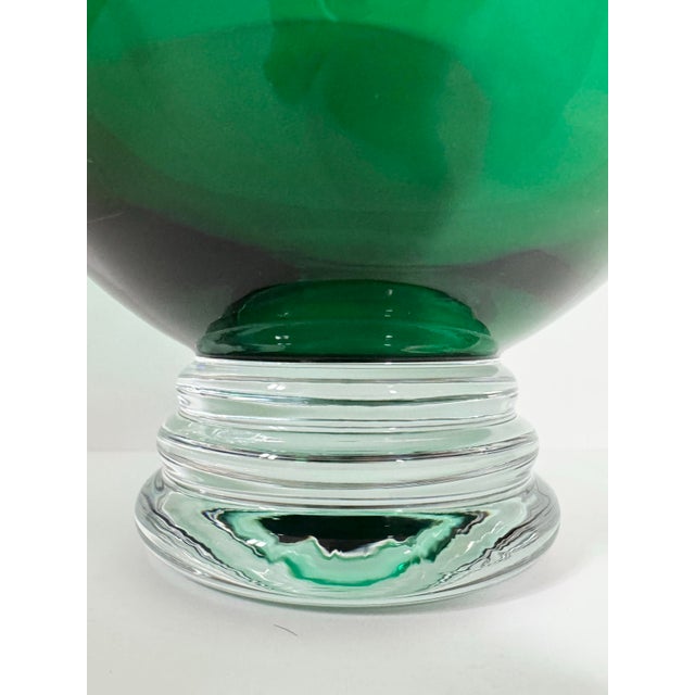 2000 - 2009 Contemporary Emerald Crystal / Glass Centerpiece Bowl For Sale - Image 5 of 8