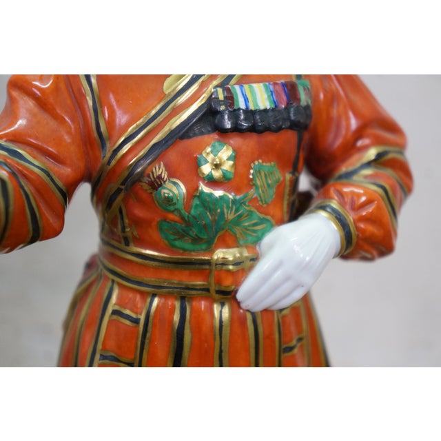 Antique German Carl Thieme Dresden Yeoman of the Guard Beefeater Figurine 11" For Sale - Image 12 of 14