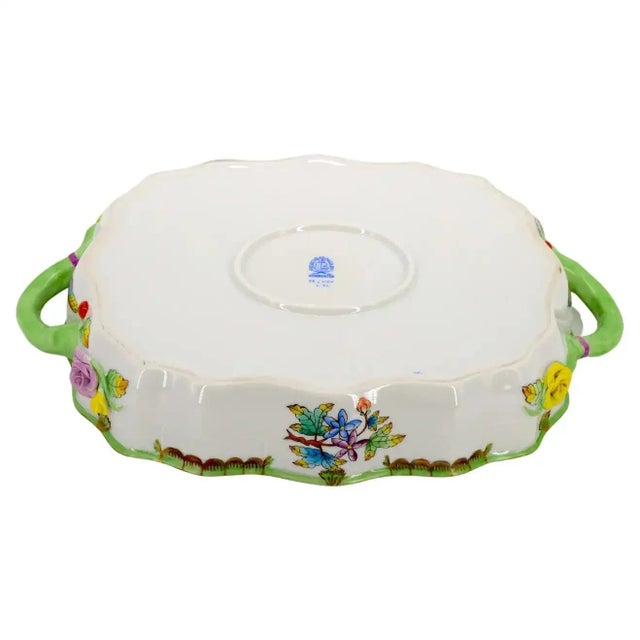 White Herend Porcelain Tableware Covered Bowl / Tureen For Sale - Image 8 of 13