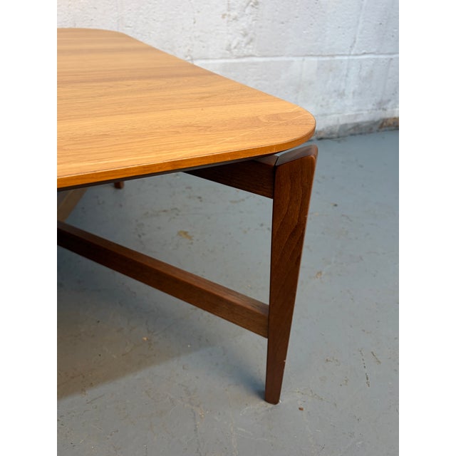 Sculptural Modern Coffee Table by Calligaris of Italy For Sale - Image 11 of 13