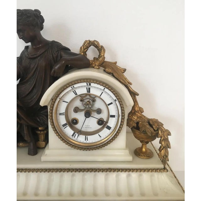 19th Century Neoclassical Gilded Bronze and White Marble Mantel Clock Set For Sale In Miami - Image 6 of 10