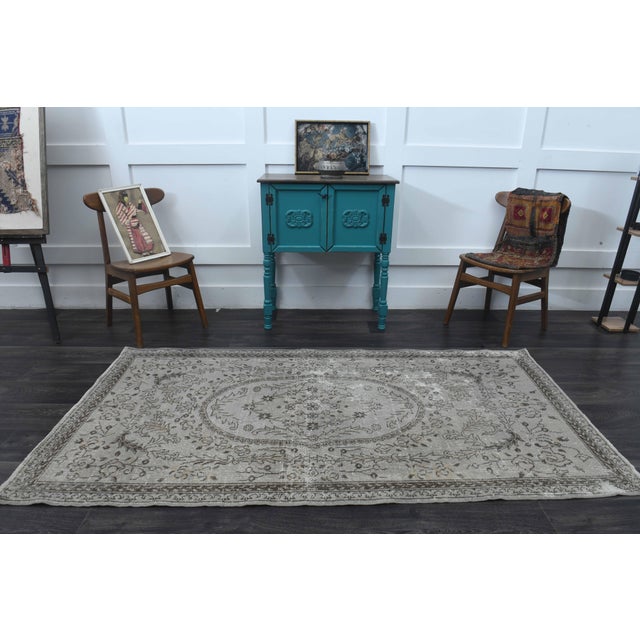 1970s Vintage Handmade Wool Cotton Grey Area Rug For Sale - Image 11 of 11