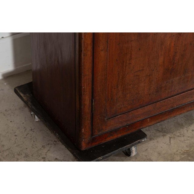 Large English Glazed Mahogany Bookcase, 1880s For Sale - Image 14 of 16