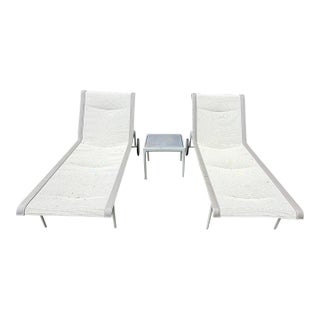 Pair Richard Schultz for Knoll 1966 Chaises Plus Side Table —Two Sets Available For Sale