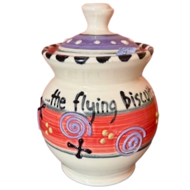 Art Deco Vintage Signed "...The Flying Biscuit Cafe" Signed "...Polly Made Me..." Handpainted Ceramic Pottery Jar by 1990's Artist PollyAnne. For Sale - Image 3 of 8