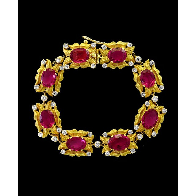 24 Carat Pink Tourmaline and 2.75 Carat Diamond Bracelet 18 Karat Yellow Gold For Sale - Image 18 of 18