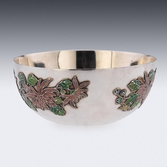 19th Century Chinese Export Solid Silver & Enamel Bowl by Wang Hing, 1890s For Sale - Image 3 of 18