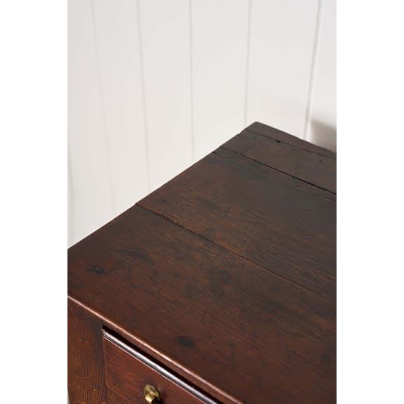 18th Century Oak Dresser Base With Raised Panel Cupboard Doors (C. 1740) For Sale In Charleston - Image 6 of 9