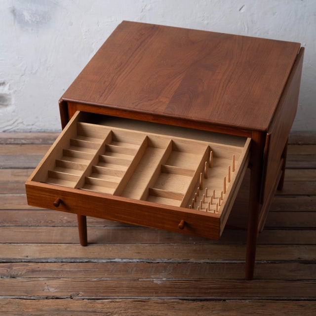 1960s Hans J. Wegner Sewing Table, Model at-33, 1960s For Sale - Image 5 of 17
