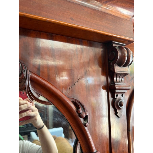 19th Century Flamed Mahogany Triple Wardrobe With Center Mirror & Fitted Interior For Sale - Image 17 of 18