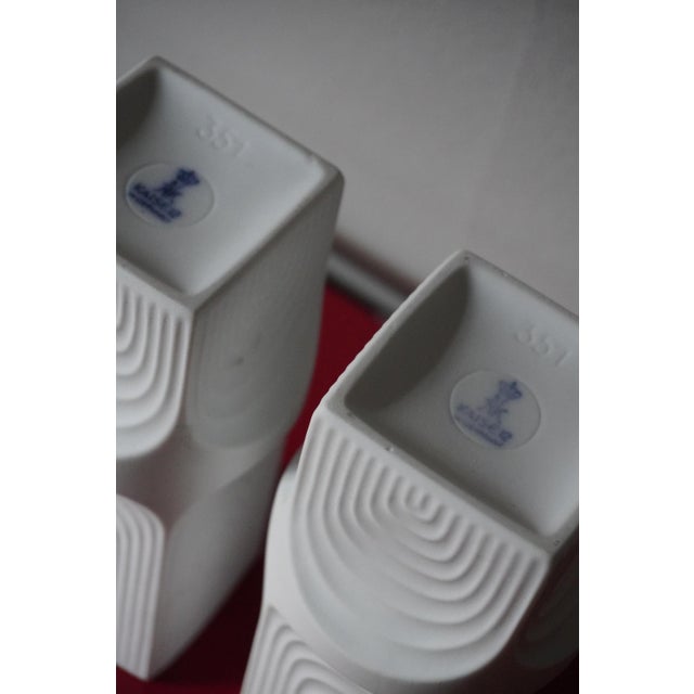 Vintage German Vases in Biscuit Porcelain from AK Kaiser, 1960s, Set of 5 For Sale - Image 10 of 11