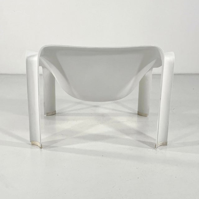 Artifort F300 Armchair in Fiberglass by Pierre Paulin for Artifort, 1960s For Sale - Image 4 of 9