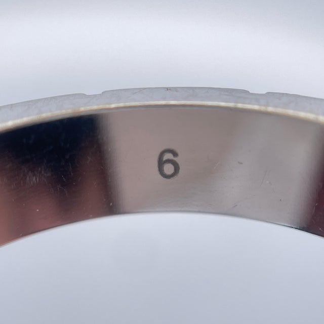 Mid 20th Century Gucci Icon 18k White Gold Diamond Band Ring For Sale - Image 9 of 10