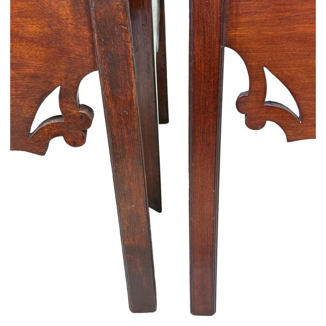 Georgian Mahogany Nightstands, 1760, Set of 2 For Sale - Image 3 of 17