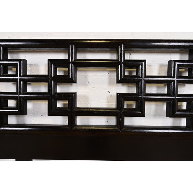 John Widdicomb Mid-Century Hollywood Regency Chinoiserie Black Lacquered King Size Headboard, 1950s For Sale In South Bend - Image 6 of 9