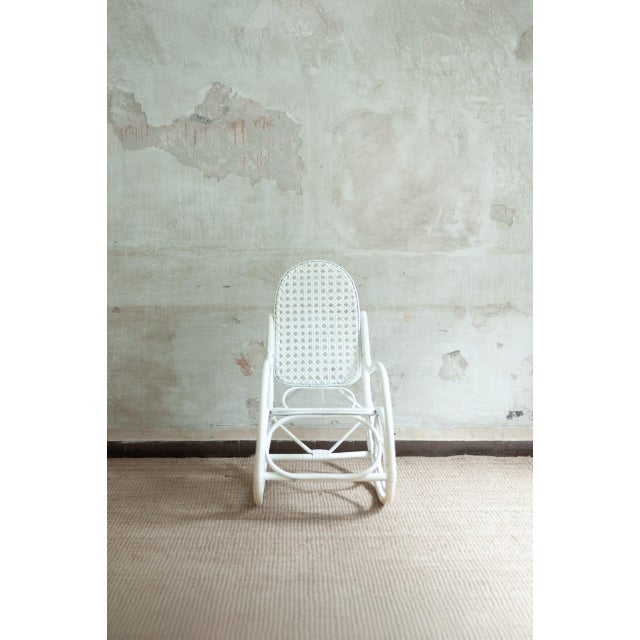Thonet Rocking Chair – 1970s Product details Dimensions: 53 L x 105 H x 110 P cm
