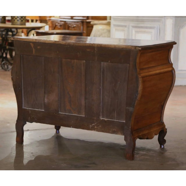 18th Century French Louis XV Walnut “Commode Tombeau” From Bordeaux For Sale - Image 10 of 10