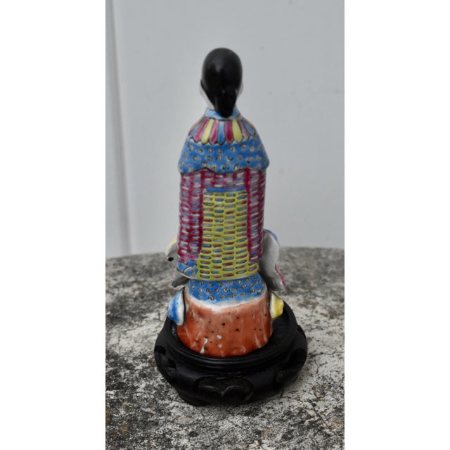 Vintage Chinese Famille Rose Porcelain Figurine Scholar Court Figure Wood Stand For Sale - Image 10 of 15